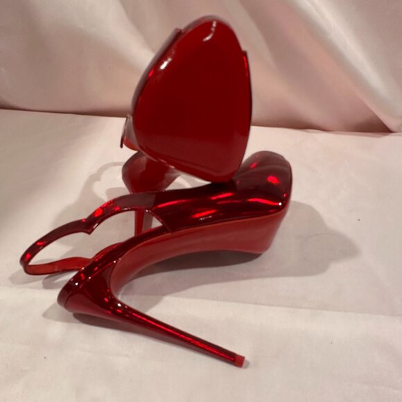 Shoes - Christian Louboutin